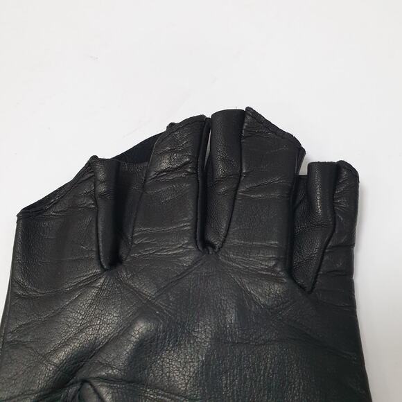 Chanel Black Leather Mittens - Size 8 - Picture 10 of 10